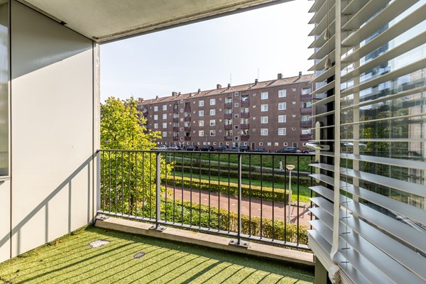 Medium property photo - Willem Baerdesenstraat 18, 1067 XX Amsterdam